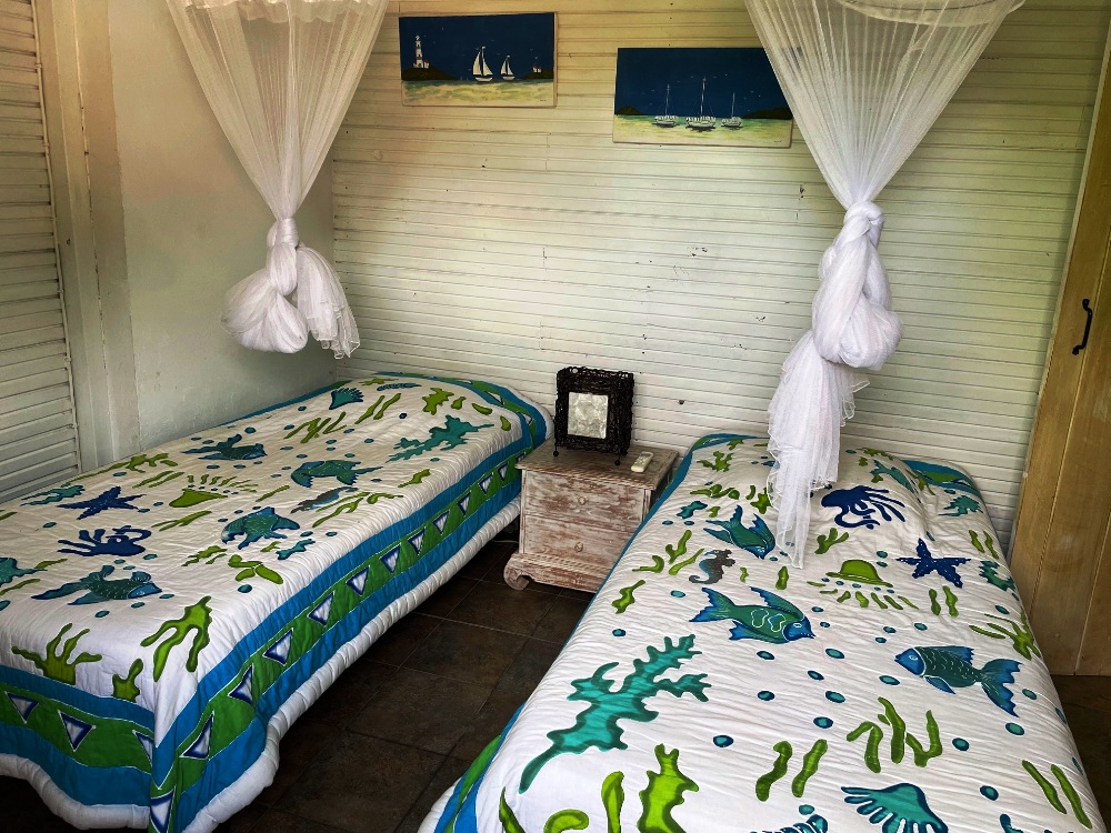 Chambre enfants
Location vacances Shamballa Sainte Anne Martinique